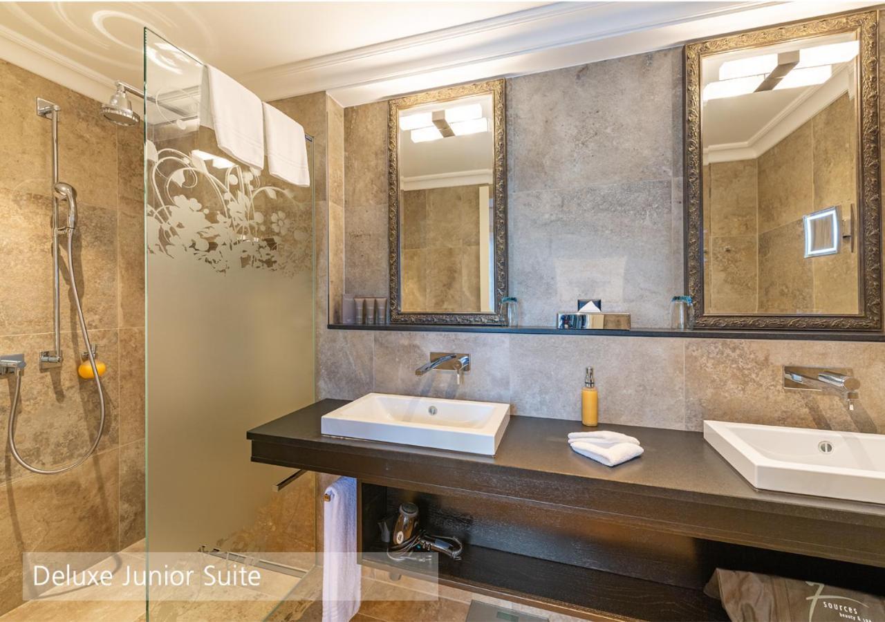 Deluxe Junior Suite,1498940071:JPEG